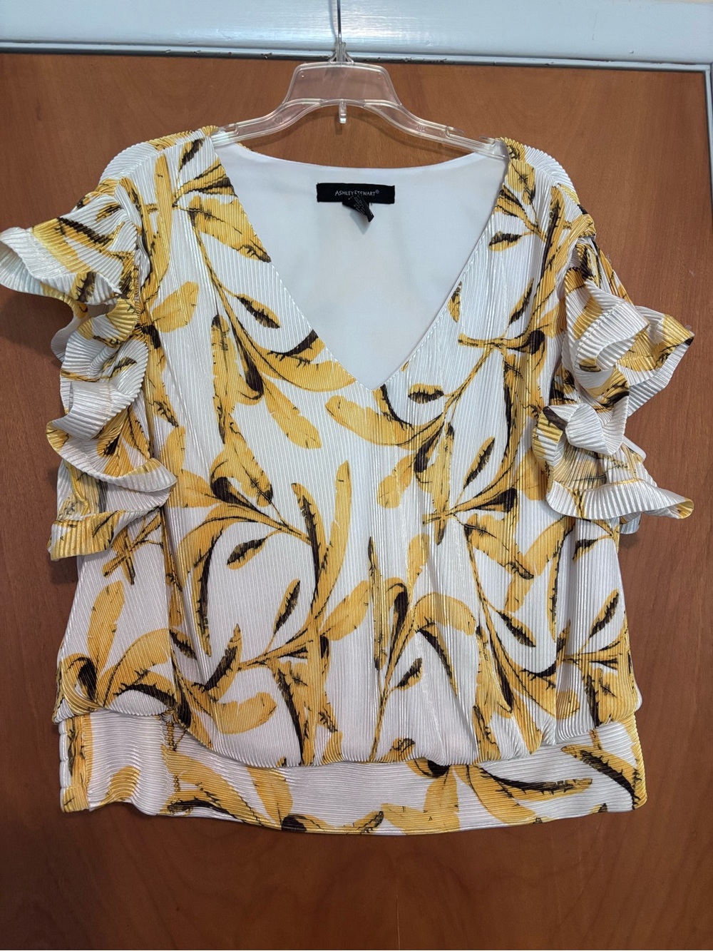 Ashley Stewart White Yellow Leaf V-Neck Ruffle Sleeve Blouse And Pants Set